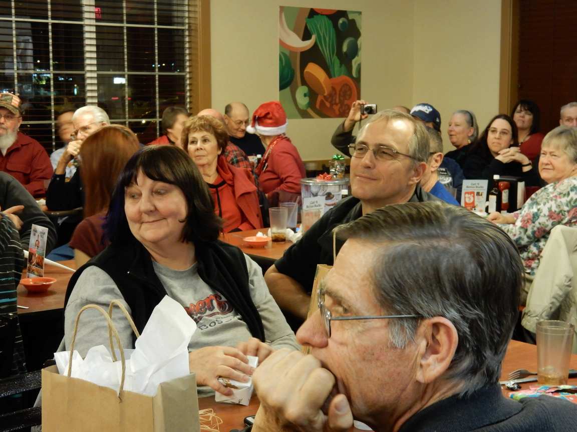 Family Dinner - December 2016 — photograph 16