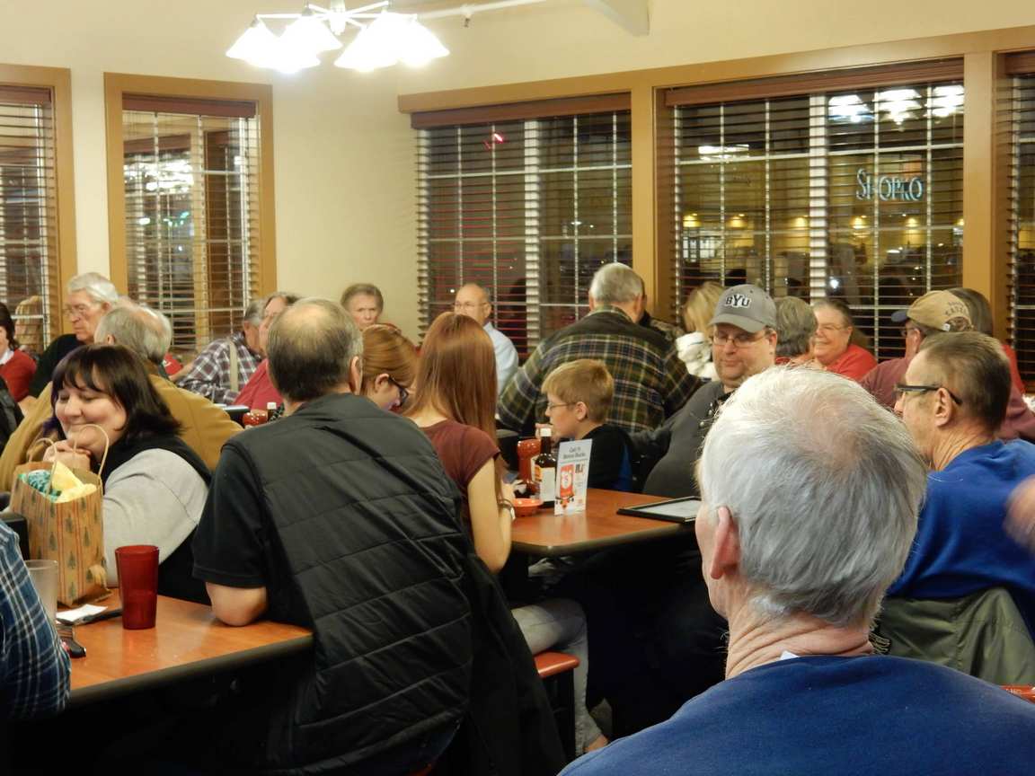 Family Dinner - December 2016 — photograph 29