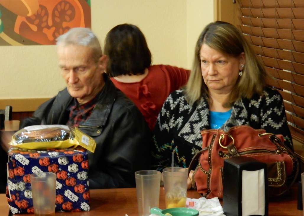 Family Dinner - December 2016 — photograph 30