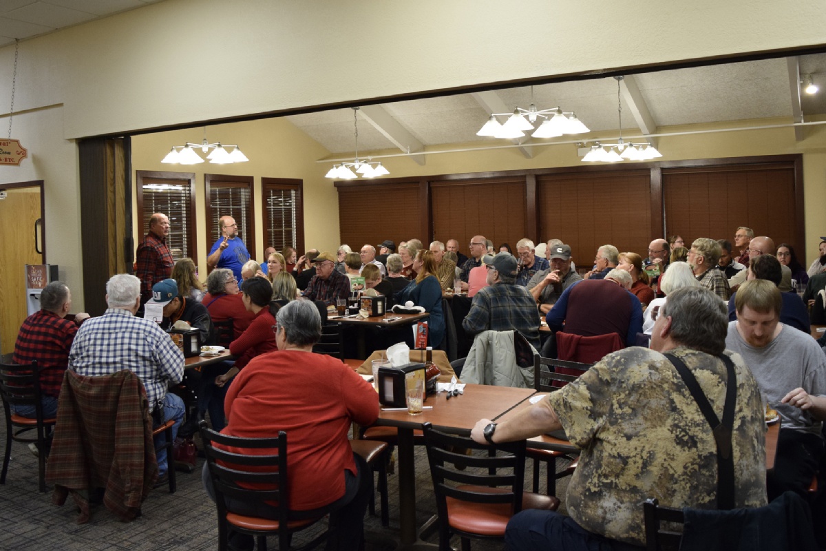 Family Dinner - December 2019 — photograph 2