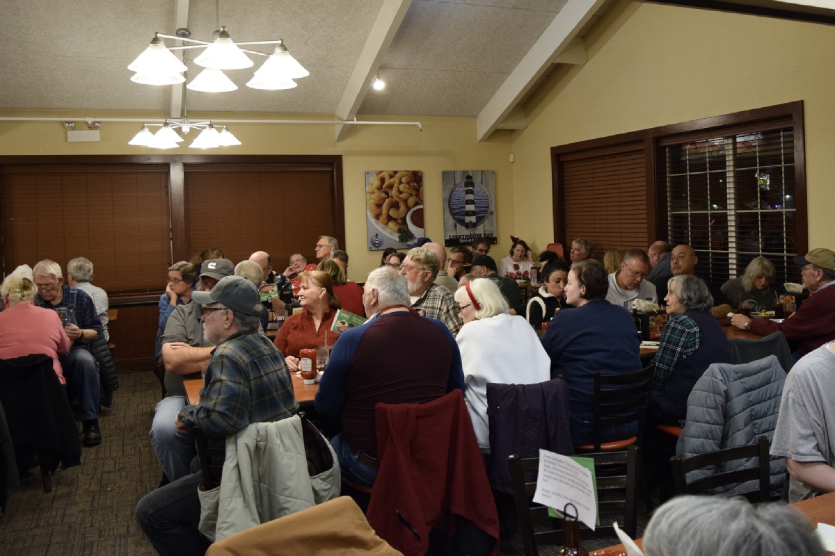 Family Dinner - December 2019 — photograph 3