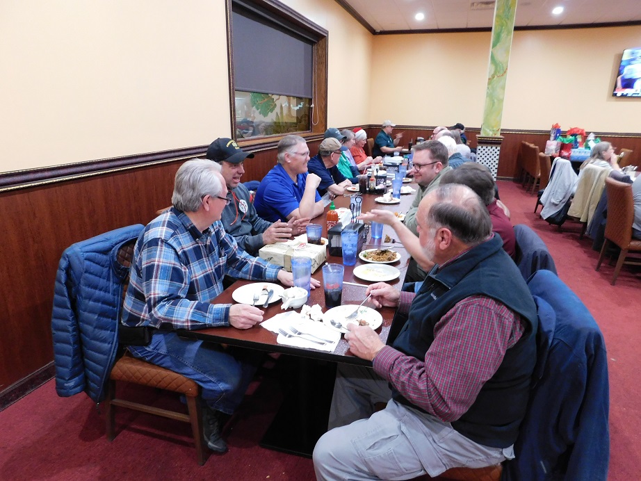 Family Dinner - December 2022 — photograph 10