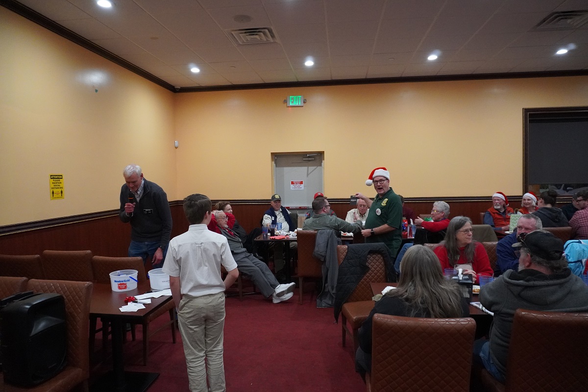 Family Dinner - December 2023 — photograph 24