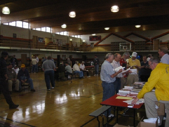 Northern Utah Hamfest 2005 pics — photograph 15